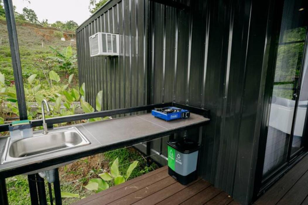 Grey Rock Mountain Cabin W/ Jacuzzi Balamban Bagian luar foto