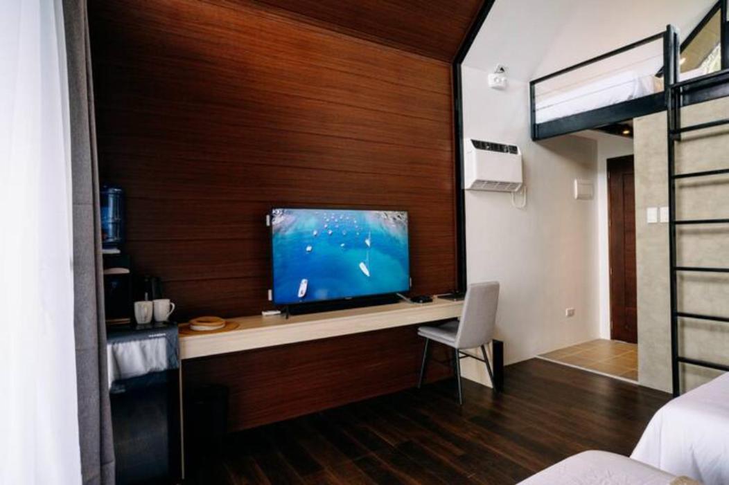 Grey Rock Mountain Cabin W/ Jacuzzi Balamban Bagian luar foto